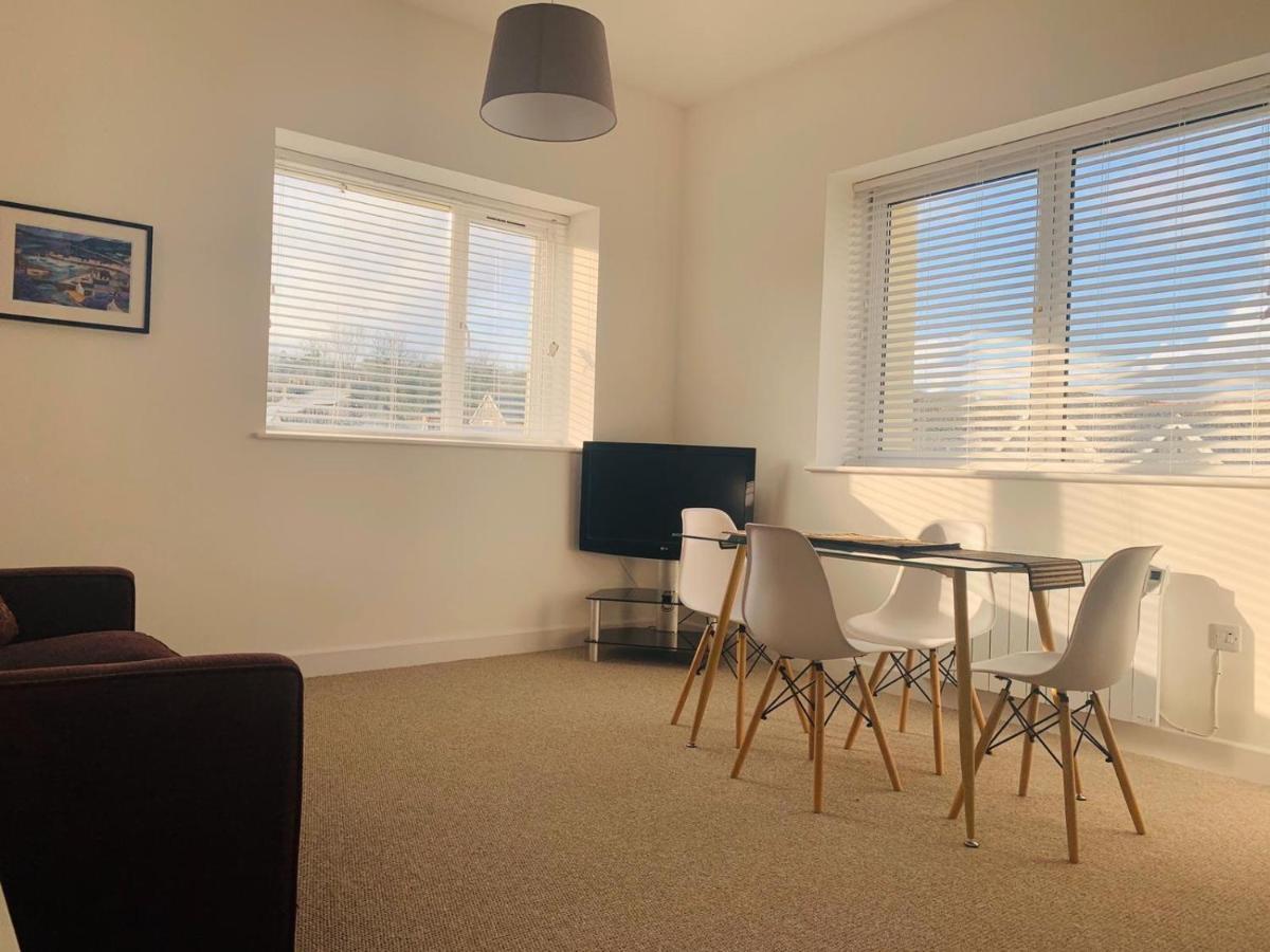 Apartament Ferry House Pembroke Dock Zewnętrze zdjęcie